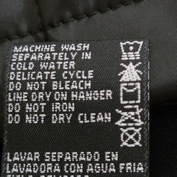 Outbrook Women Large (12/14) Sleek Black Rain Jacket Hidden Buttons with FLAW - Picture 10 of 14